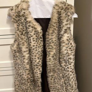 Timing Leopard Fur Vest